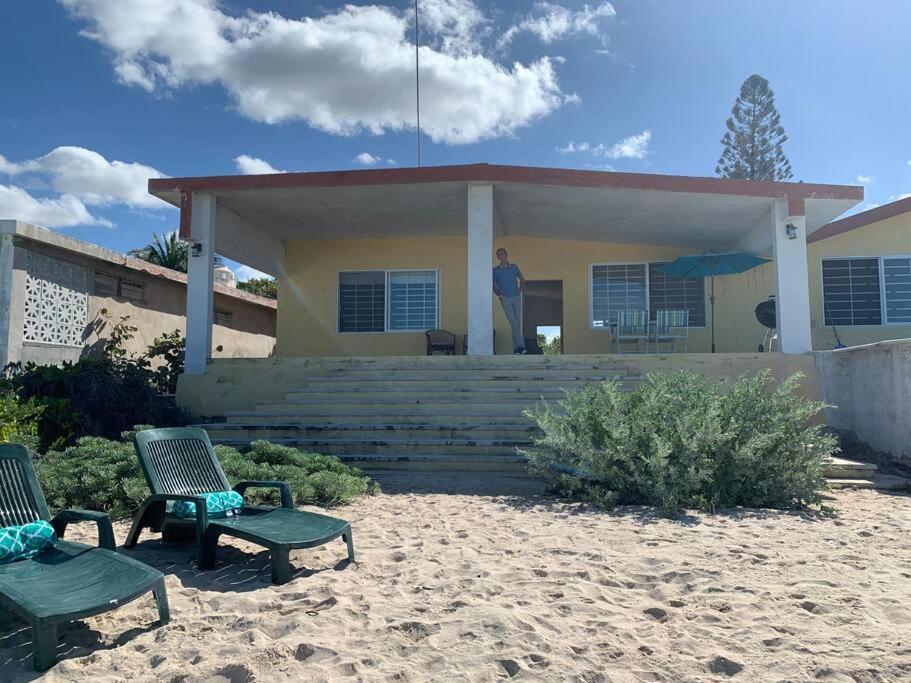 Villa La Casa Amarilla Frente Al Mar Chelem Exterior foto